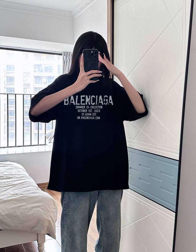 balenciaga 巴黎世家韩系风圆领短袖半袖T恤 面料采用260克纯棉双纱食毛面料 双线二本针压线 久洗不变形 原版定制三标 高端进口印花 随意水洗 情侣可