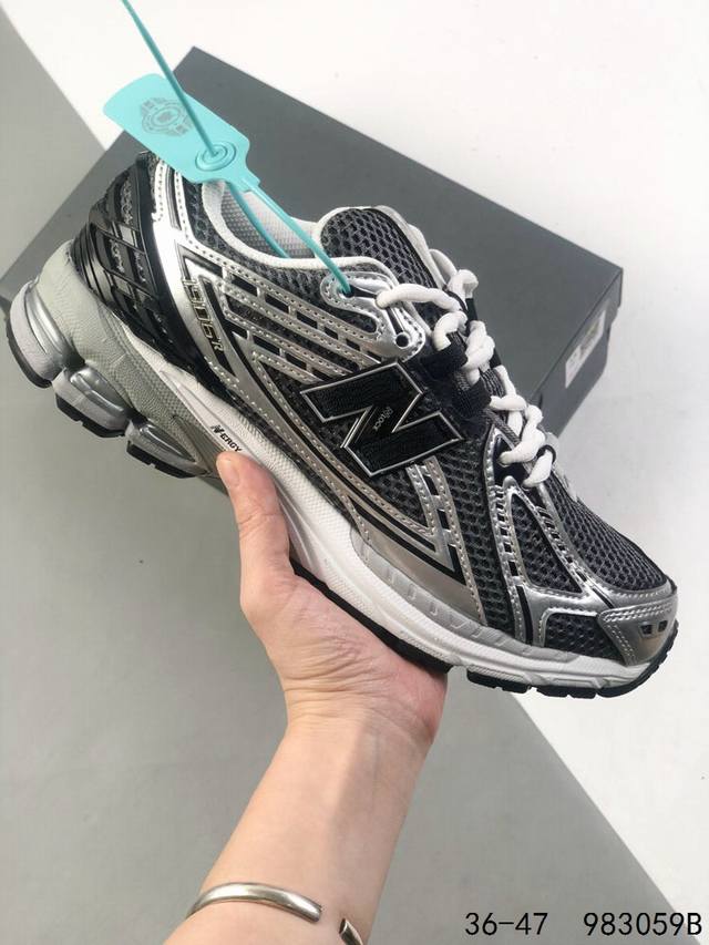 公司级带半码 新百伦New Balance 1906 复古跑鞋 小红书爆款 Nb1906这双鞋确实是Nb家经典复古款式之一 以全新科技诠释 成功打造1906鞋款