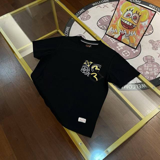 evisu 2025福神多口袋T恤 高版本高品质采用纯棉双纱260克面料 男女同款 这件T恤剪裁宽松版形 颜色 黑 尺码 S-Xl s码 肩宽44 胸围96 衣