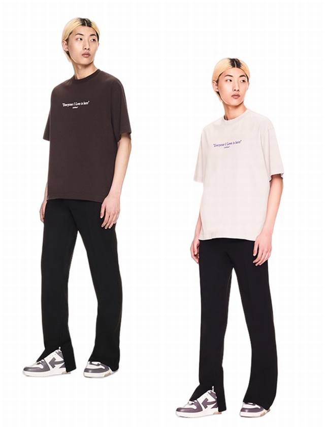 Ss夏季新款 品牌 Off-White 520限定款短袖T恤 颜色 灰紫色 咖啡色 尺码 S-M-L 男女同款 面料 采用定制230克32织纯棉双纱面料 坯布两
