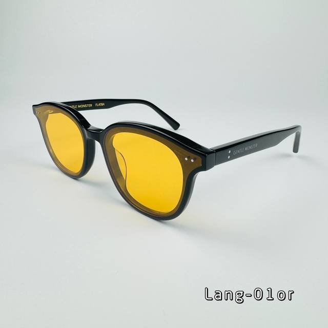 1:1顶级版本 货号 Jh282830 型号: Lang-01Or 泫雅 肖战 Jennie 女主同款墨镜 小脸的宝宝们看这里这是一款属于你们的墨 镜镜框比上面