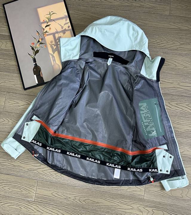 细节图 - 凯乐石Kailas Mont-X 系列 运动户外全天候硬壳专业防水防风透气登山冲锋衣外套 男女同款 - 热度款 一件难求 凯乐石Mont X 为应对