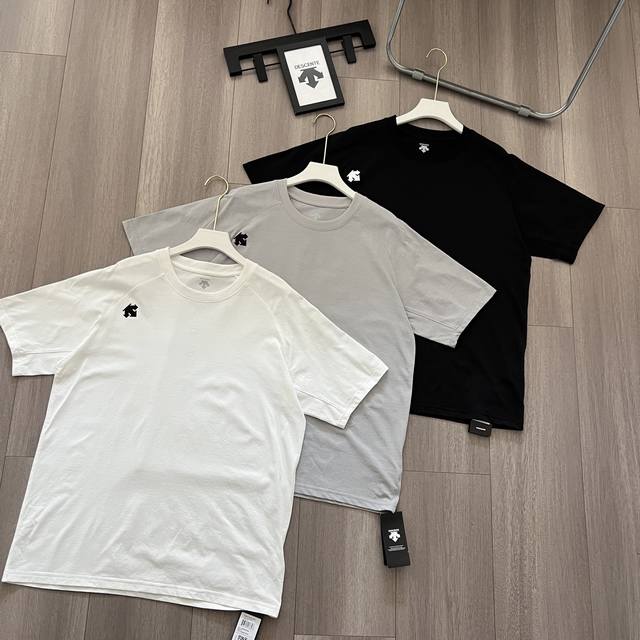 Descente 迪桑特三色25年夏季新款科技棉速干 功能款短袖T恤 1 1订制迪桑特官网面料 瞬吸汗滴 极速扩散蒸发 并且单向导湿 清爽散热 防蚊防晒 检测报