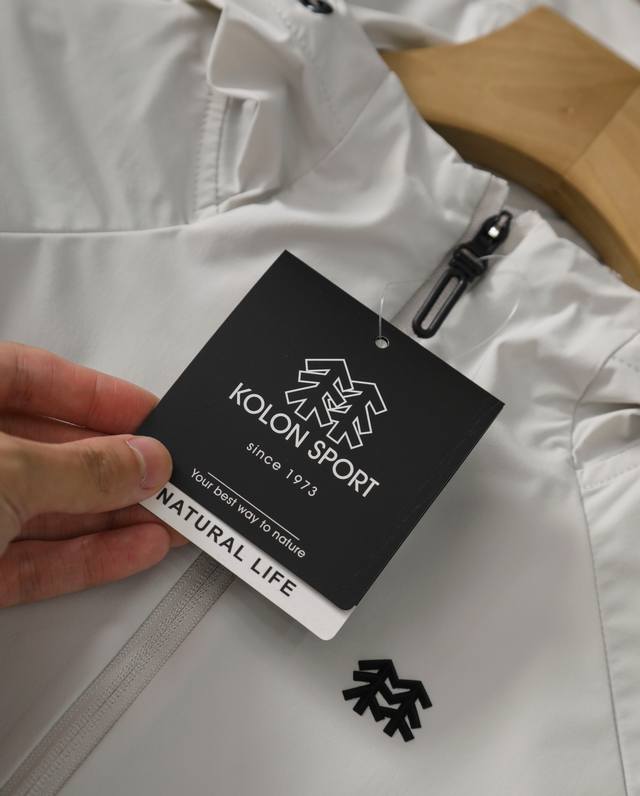 克隆 Kolonsport*25年夏季新品户外皮肤衣夹克 防晒速干弹力休闲男女连帽皮肤衣 经过精心改进 以尽可能小的重量提更佳的性能 超轻量化设计 堪称上身零负
