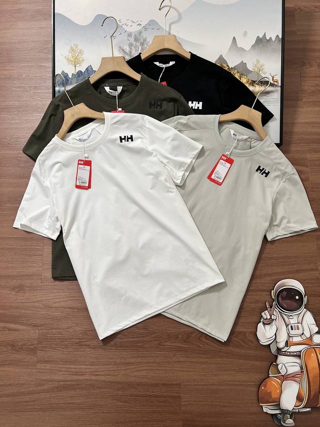 Helly Hansen Hh 海丽汉森 畅行旷野 众览逸夏 25夏期待已久的重磅新品 男式日常休闲运动防晒速干凉感弹力短袖T恤 圆领设计 精致有型 织带印花