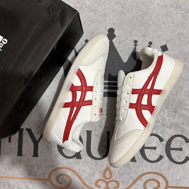 得训亚瑟士 Y49白红 尺码36-44 男女码现货