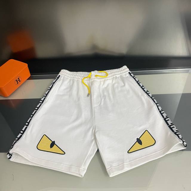 上新 纯原臻品 顶级原版复刻 fend 芬迪2025Ss老佛爷小魔怪眼睛字母双F织带宽松五分裤 原版面料高版本高品质 网红明星同款 高品质牛肚450克面料 舒适