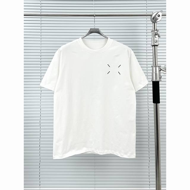 胸口缝线款 黑色 白色 44 46 48 50 maison Margiela 马吉拉 四角缝线 经典品牌Logo印花短袖T恤 四角缝线签名式T恤 解构主义极简