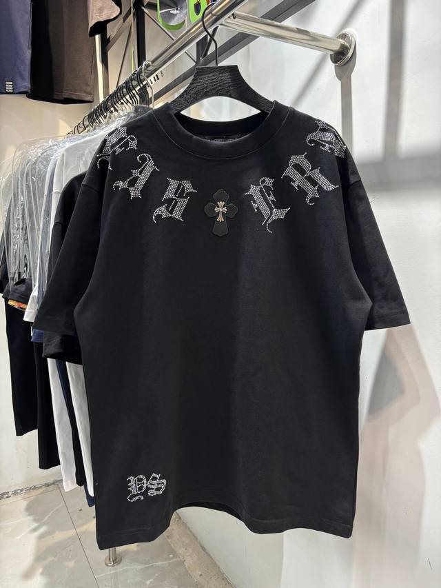 款号 Zmr77# chrome Hearts 克罗心十字架皮标梵文字母烫钻短袖T恤 280克纯棉双砂面料 所有面料均已提前做过缩水 品质第一 所见即所得 不会
