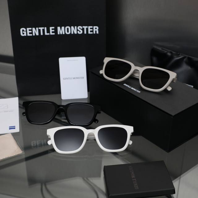 供 1V1版本 gentle Monster X Maison 近期最爱墨镜 gentle Monster X Maison Margiela联名款修脸神器 上