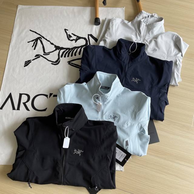 细节图 独家臻品Arc'teryx 始祖鸟 四色Gamma Hoody Or Jacket夏季男女同款经典小Logo立领软壳夹克外套 情侣同款城市通勤冲锋衣户外