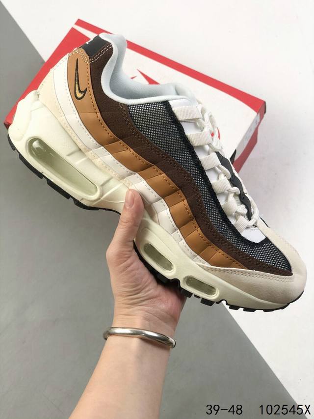 耐克Nike Air Max 95 Tt 气垫95款 气垫减震复古跑步休闲运动鞋 size 如图所示 id 102545X