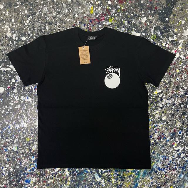 stussy 斯图西台球黑八系列短袖半袖T恤 - 采用260G双纱100%新疆精梳纯棉面料 - 采用过肩拉条工艺 百洗不变形 -采用高端印花 百洗不开裂 - 宽