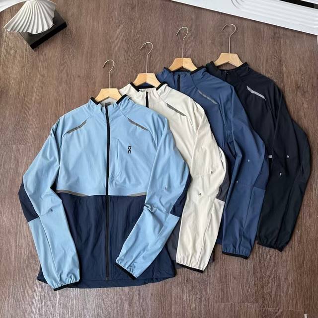 昂跑On25新款防晒衣 颜色 黑色 丹宁藏蓝 卡其银 浅水蓝 尺码 M 3Xl 户外轻量化防晒衣上新 On昂跑家专柜款 在售3120+ 采用功能性专业户外保护型