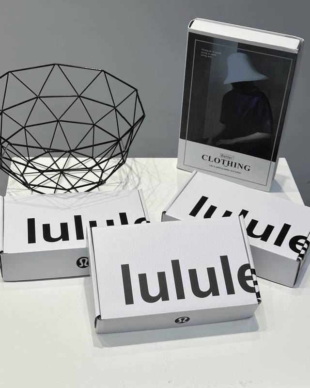 洋行渠道贸易新单 独家福利 露露Lulu纯棉男士平角内裤原装礼盒3条装 纯棉四角透气短裤头内裤 每年一到这个时候都是内裤大换洗的季节 我家的内裤品质也是绝对值得