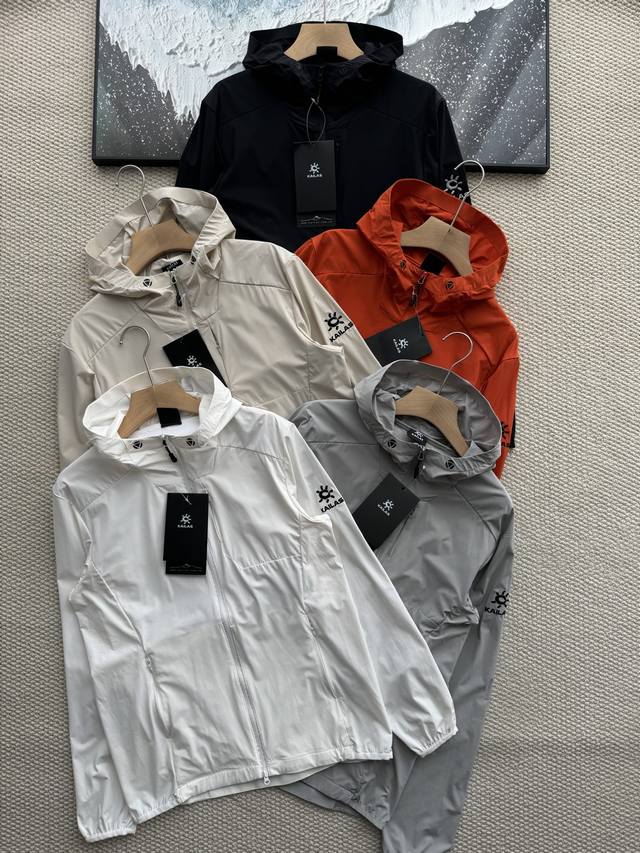 凯乐石25S经典休闲男士防晒单层薄皮肤衣 非常经典 上身效果超赞 时尚都市百搭款 夏季必备神器 超薄超柔材质面料 起到速干效果 水洗后快速脱水干爽 上身透气而且