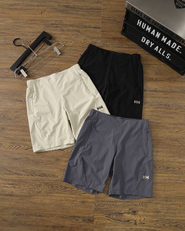 helly Hansen Hh 25夏男款泡泡纱休闲梭织短裤商务休闲全压胶三防短裤 颜色 黑色.灰色.卡其 尺寸 M-4Xl