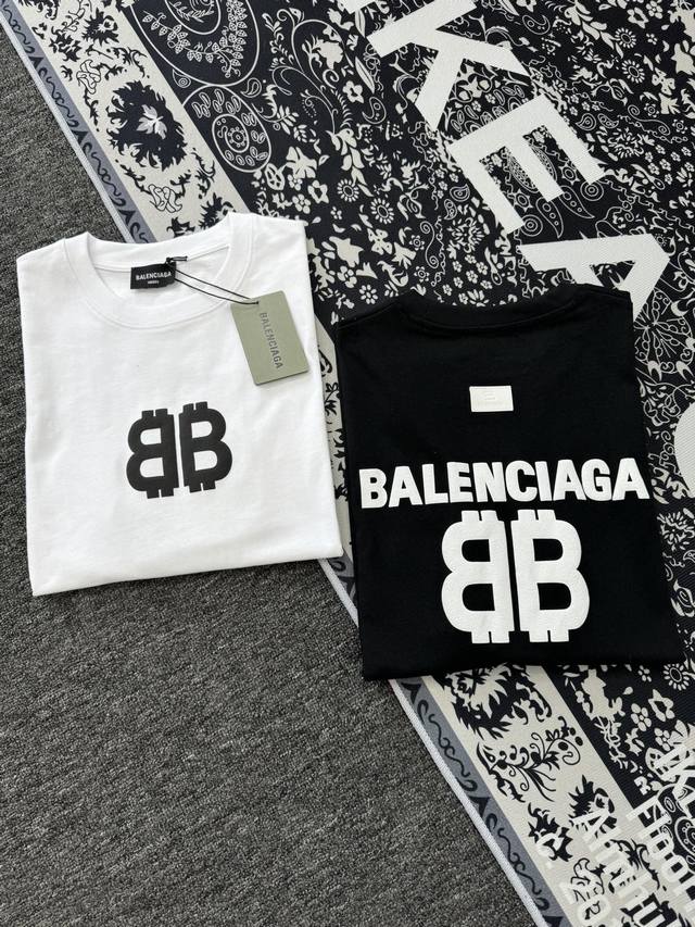 Balenciaga 巴黎世家 25Ss Blcg 简约男女情侣款发泡印花短袖T恤 轻奢主义 男女日常通勤穿搭必备单品 正确版本 随意对比 购入原版开模打造 面