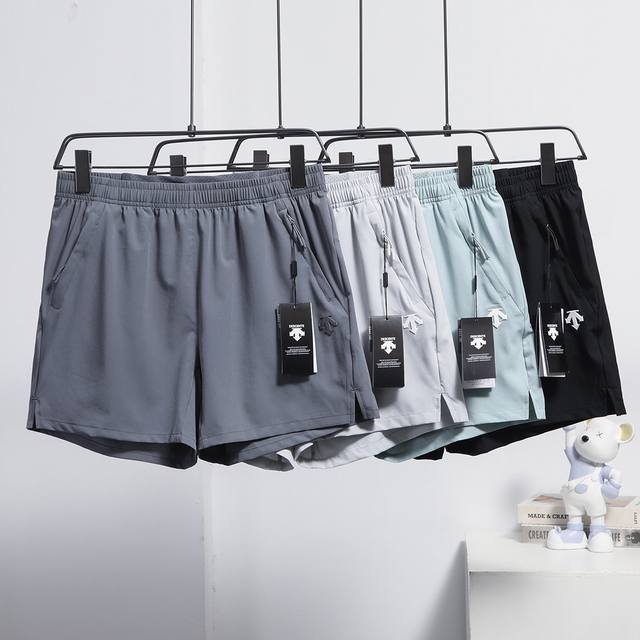 descente 迪桑特探险徒步越野运动登山功能休闲速干短裤 面料:锦纶氨纶爽翻啦城市系列机能户外短裤快速 速干 吸汗 吸湿真正做到了超薄透气舒适千爽 这款选择