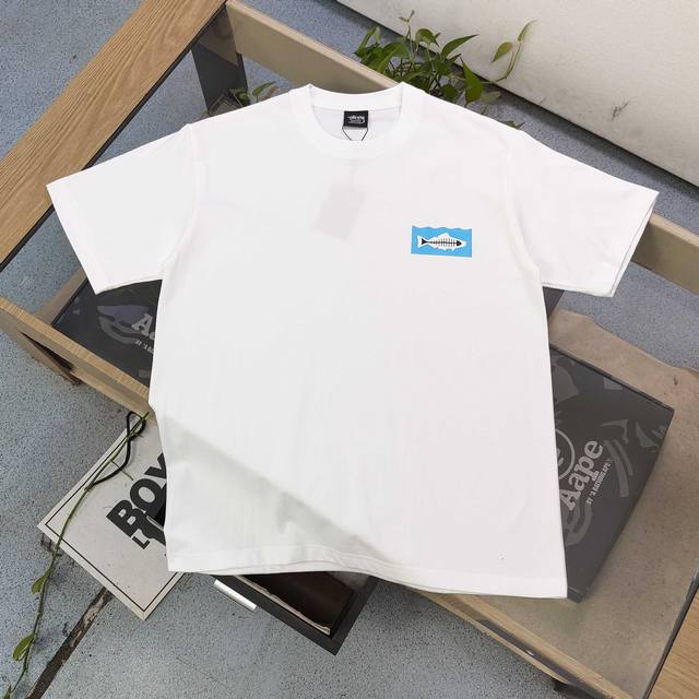 款号 Xbnb079 高版本 2025新款Stussy斯图西小鱼图案Logo字母印花休闲情侣宽松短袖T恤 经典永远不会过时 人手必备款 260G纯棉精梳棉不起球
