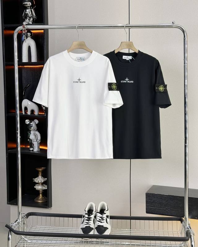 石头岛25Ss夏季新款后背中国龙限定Logo情侣款短袖 超级经典的一款百搭T恤 男女同款 情侣可搭 店主强烈推荐 采用纯棉280G双纱面料 手感细腻柔软 亲肤透