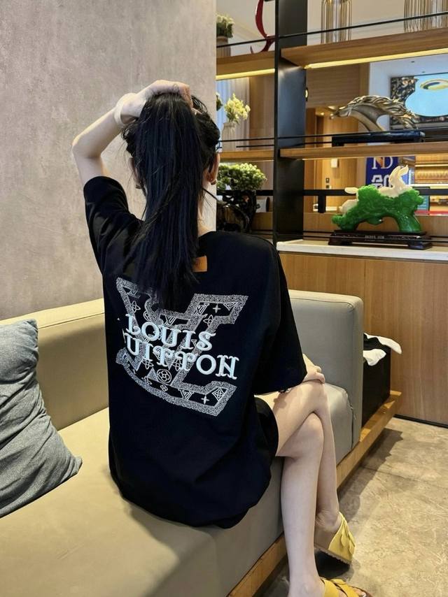 越看越好看 提花刺绣真的吸睛
