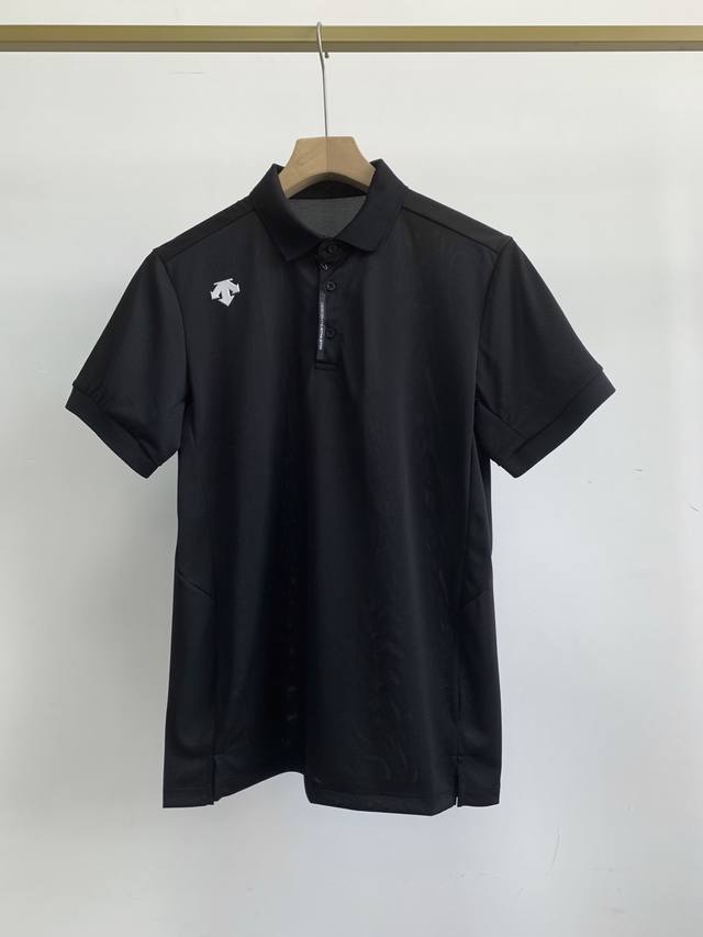 今年夏天王炸迪桑特箭头男士短袖polo衫 难得的高级货防晒降温 同时满足运动休闲 日常生活 自带高级感 追求品质的给家里爷们多买两件 实打实的高级货 线上同步在