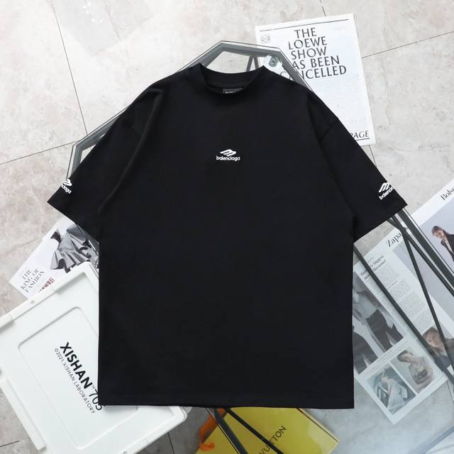 上新 纯原臻品 顶级复刻 - Balenciaga 巴黎世家 经典款小M Logo刺绣圆领短袖T恤 - 颜色 黑色 - 购入原版开模打造 全套定制辅料 细节决定