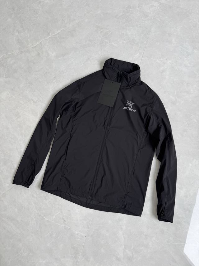 arcteryx始祖鸟 Arcteryx Nodin 系列 Nodin Jacket 风壳轻量透气防风纯色夹克 隐藏帽款 男女同款 - 始祖鸟的火爆程度不必多说