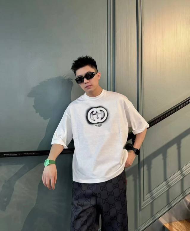 顶级最高版本 Gucci 古驰 酷奇 经典模糊双G短袖半袖T恤 男女同款 情侣款 宽松版型 最高版本 原版面料 高版本 高品质 所有细节 面料辅料工艺 全部1: