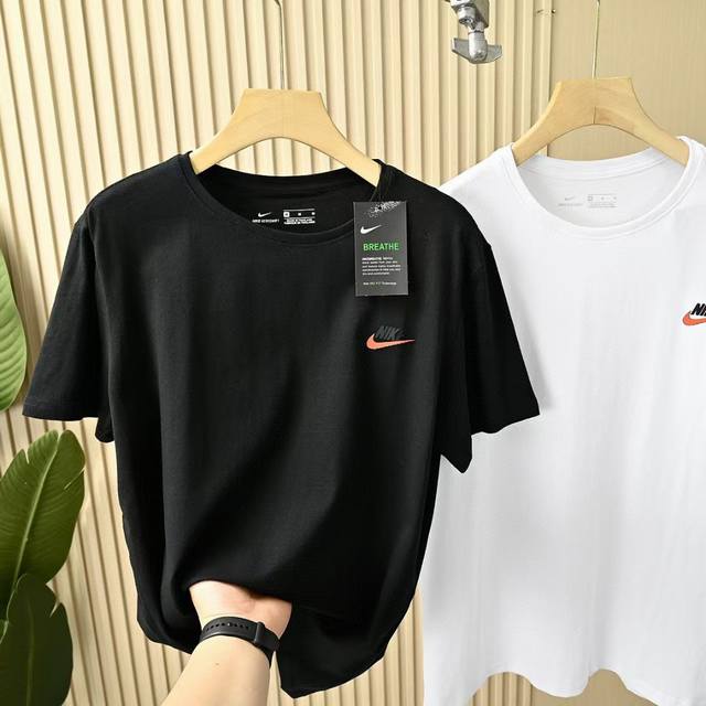 耐克Nike夏季圆领纯棉轻薄T恤衫短袖男女同款 面料吸汗透气弹力 尺码:M,L,Xl,2Xl,3Xl, 颜色:白色,黑色 高端面料 爆炸开抢 疯狂起来每一个颜色