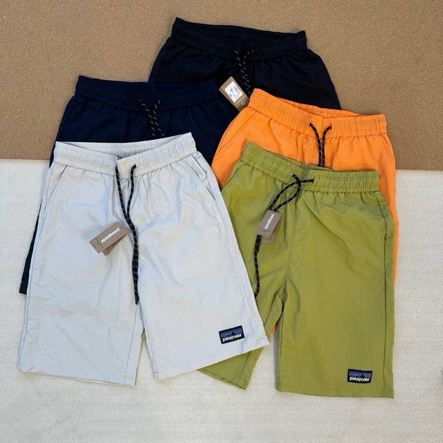 patagonia 巴塔哥尼亚 休闲日系纯色工装休闲短裤 颜色 黑色 藏青色 橙色 绿色 米白色 尺码 M-3Xl patagonia是美国户外零售店与户外连锁