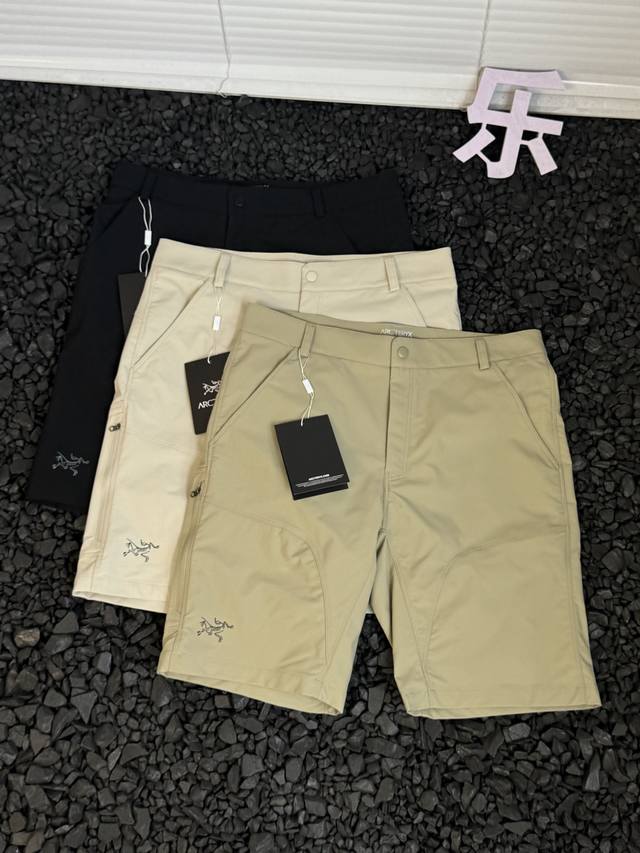 始祖鸟Arcteryx刺绣Logo男女同款轻量压胶休闲短裤机能户外运动休闲透气短裤 - 衣橱里的 全能选手 始祖鸟机能压胶短裤用专业与时尚征服所有场景 透气速干
