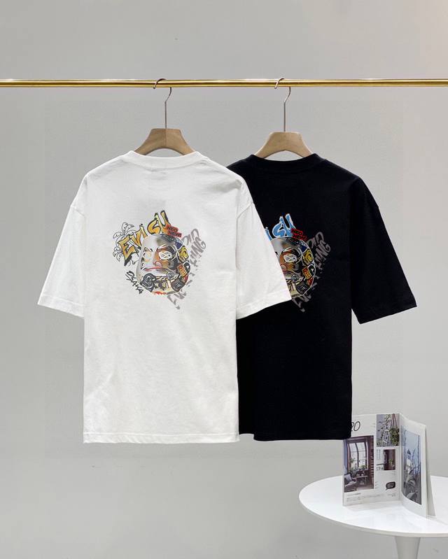 高品质Evisu福神2025早春最新系列 胸前印花Logo大牌感十足 高端大气完美演绎 经典圆领不挑人版型上身巨显瘦 面料采用230克纯棉面料 保证舒适性同时透