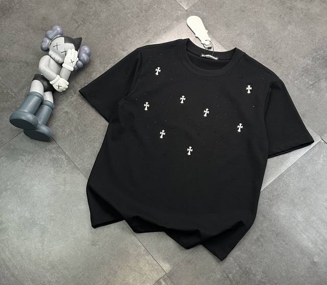 潮牌Chromehearts 克罗心满天星圆领短袖T恤 240G双纱潮牌专用棉 纹理清晰 质感满满 同缸定染1 1无色差精密纯棉螺纹 层搭叠穿 自留好货 强烈推