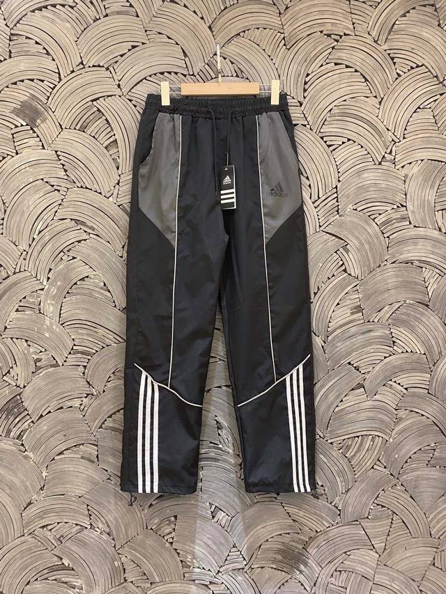 adidas阿迪达斯 织带条纹直筒复古三条杠拼接束脚长裤情侣款 color: 黑色 Size: M-Xl m 腰围86 臀围116 裤长98 Cm l 腰围90