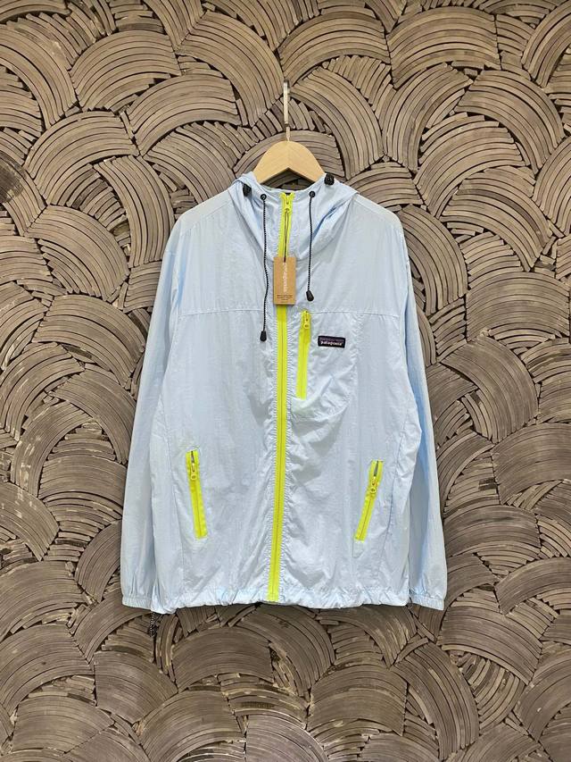 patagonia巴塔哥尼亚 海盐蓝高品质防晒衣绣标皮肤衣凉感薄款大口袋皱感夏季透气面料冲锋衣连帽运动拉链机能外套情侣款 color: 海盐蓝 Size: M-