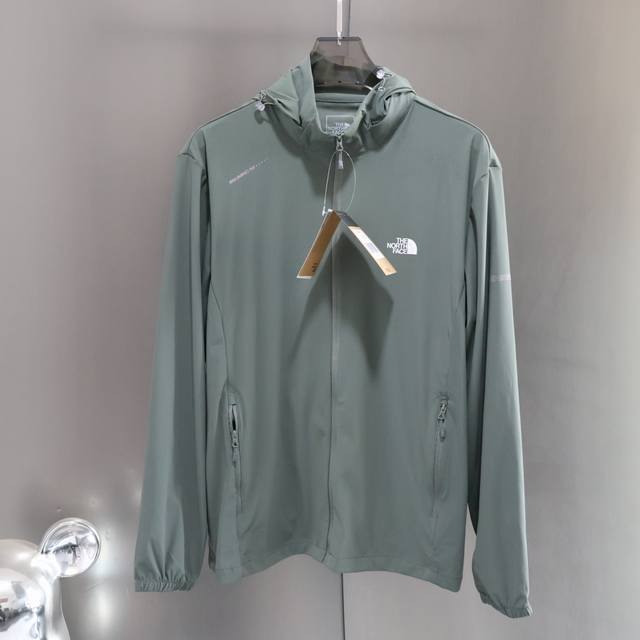 供 不控价 芯片版本 顶级品质 the North Face 北面2025夏季可拆卸两穿连帽防晒防风 皮肤衣 外套 男女同款 情侣款 专柜同步发售 纯原版本出货