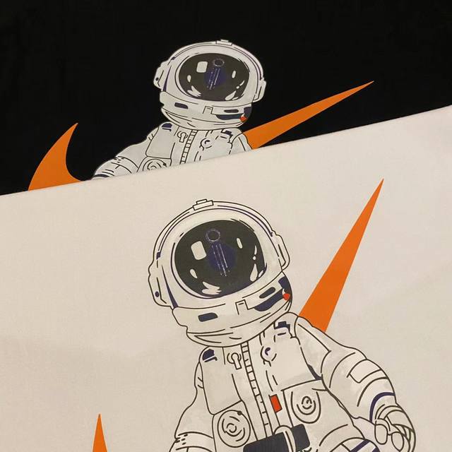 nike宇航员太空人印花休闲圆领纯棉情侣短袖 官方同步 运动达人必入款式 简约帅气 上身阳光干练 康丽数码直喷技术 随意揉搓不掉落 申洲公司官方定制260G双纱