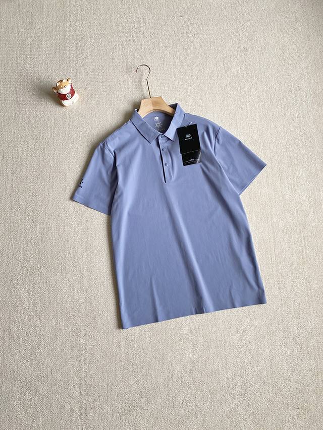 供 kailas 凯乐石 压胶工艺速干polo衫夏季防晒商务翻领快干透气运动短袖男 线上600+ 户外国货之光 它的设计简洁大方 却又不失时尚感 压胶工艺瞬间拉