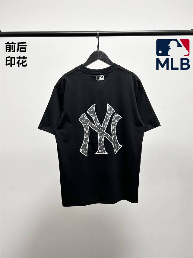 高品质 质量非常好 Mlb柜子后背老花满印大Logo短袖T恤 三标齐全 四联吊卡 原厂包装 通肩压条保证舒适性 2025Mlb Ny 前后老花满印大Logo印花