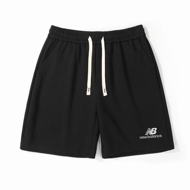 供 New Balance新百伦字母印花休闲短裤 定制主标 辅料 水洗齐全 高清立体细腻印花 优选高品质纯棉面料 穿着有型 柔软亲肤 清凉透气 舒适度极高 可调