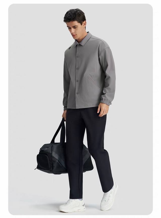 Descente 迪桑特2025年户外男士速干挺阔版型梭织运动长裤 户外速干机能裤 户外登山徒步休闲长裤胶印印花 徒步系列采用高密度登山布面料 非常结实具备良好