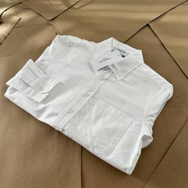 tb牛津纺单袖织带衬衫 货号 918 thom Browne 专柜正品同步 Tb单袖红白蓝织带彩条衬衫 意大利制造产地小标 高精定制正品牛津纺 100%纯棉 自