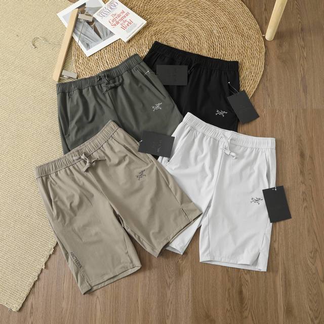 Arc'teryx 始祖鸟夏季新男士休闲运动五分裤短裤 专业级训练裤 超弹力速干短裤 亲肤柔软 手感顺滑 透气排湿 抗磨耐撕 质感无敌 肌理纹路透着高级和华丽感