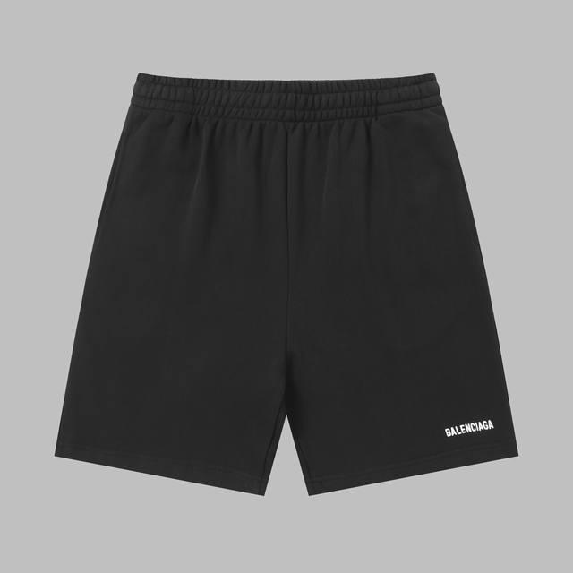 balenciaga巴黎世家经典 Logo 刺绣短裤 采用18支 380 克定织双股纯棉毛圈面料 运用34寸18针进口大圆机织造 定织定染胚布水洗定型避免缩水