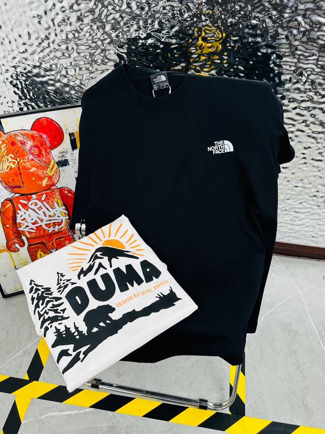 高版本带芯片 the North Face 北面25夏季新款印花休闲宽松情侣款 短袖T恤D926 细节:版本一比一复刻 吊牌 领标 水洗 带Nfc芯片识别 面料
