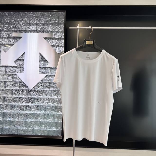 特价 黑M2 白M2 卡其M3 卡其L2 白L1 卡其Xl2 卡其2Xl3 descente迪桑特Dualis都市通勤防晒Tough吸湿排汗男士短袖T恤新款 经