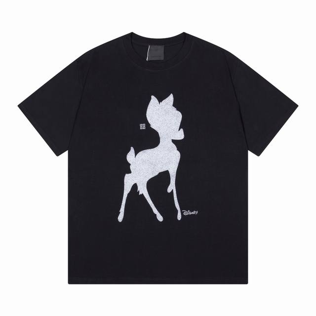 givenchy#纪梵希.经典小鹿印花T恤 面料 240克双纱高密度纯棉面料 - 工艺: 整件衣服采用精密压花工艺 - 男女同款均可驾驭 - 尺码 M L Xl