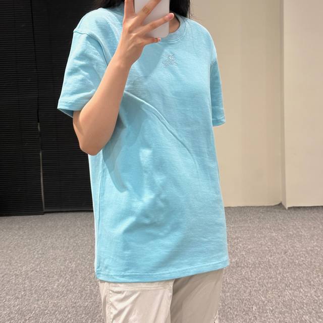 Bbr 短袖 骑士徽标小标 蓝色 上身展示 模特试穿 Xxs 码 身高 162Cm 47Kg 宽松